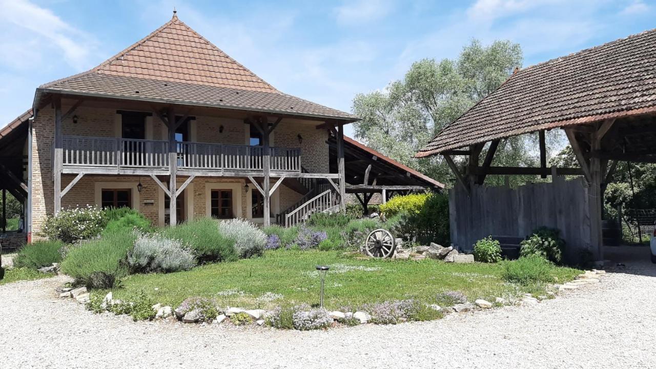 Gite Evidence Varennes-sur-le-Doubs Exteriör bild